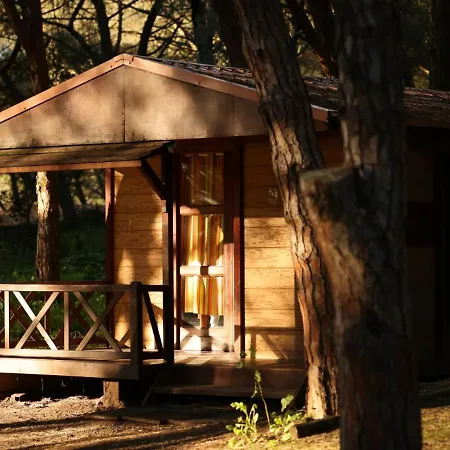 Camping Lisboa Bungalows Lisboa